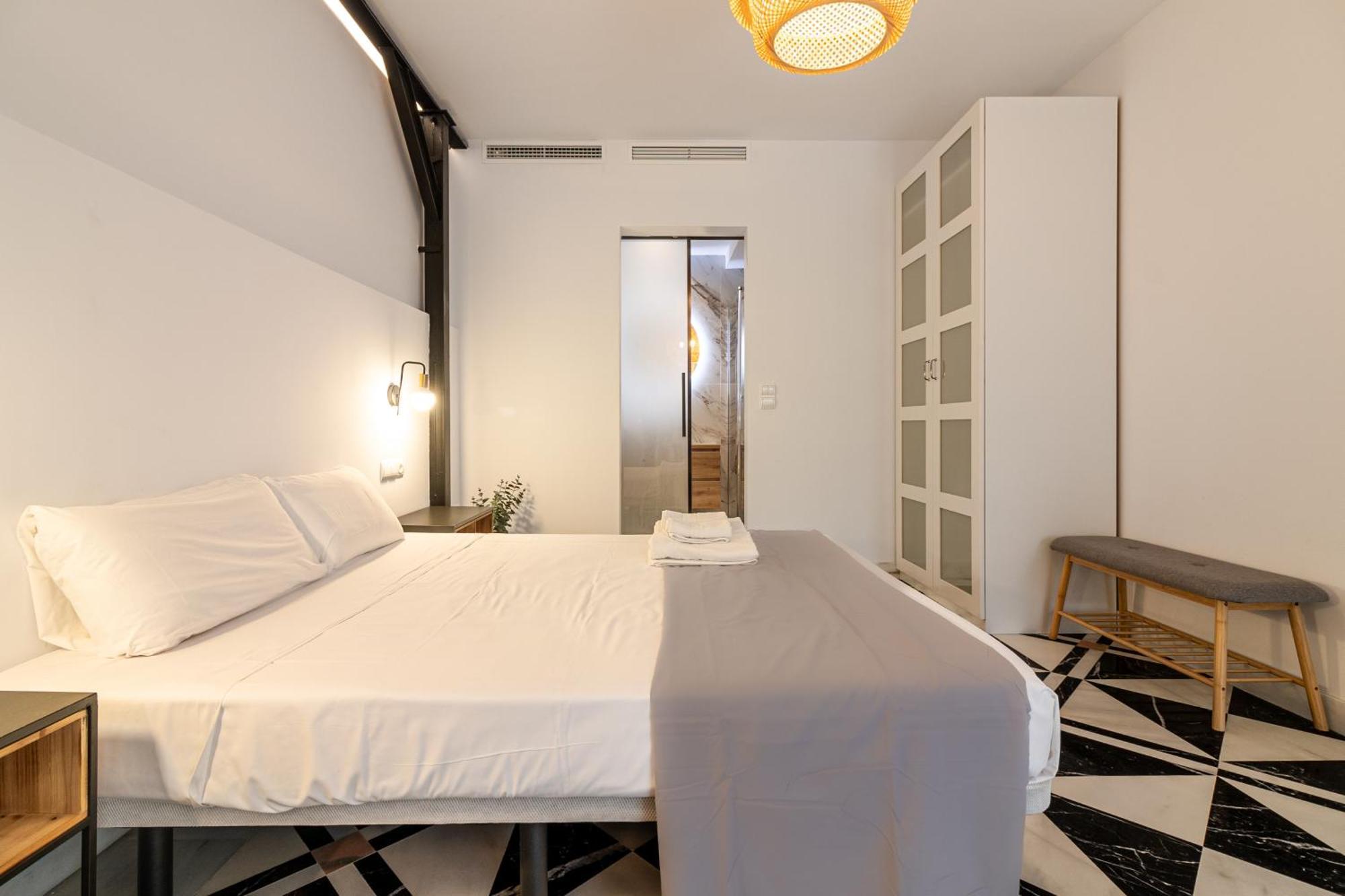 El Patio De La Luna Freshapartments Malaga Luaran gambar
