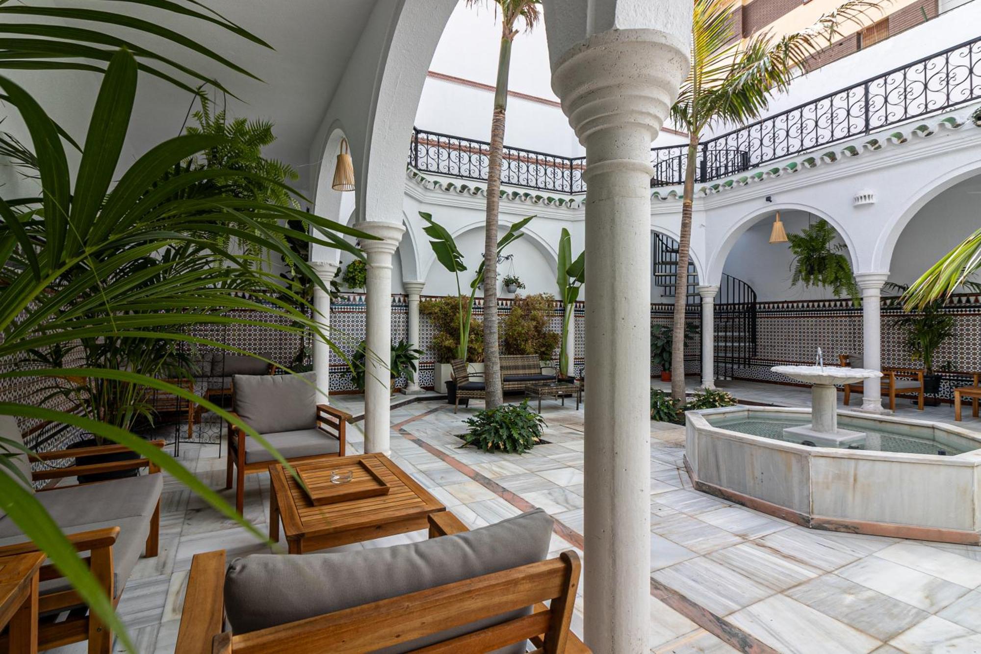 El Patio De La Luna Freshapartments Malaga Luaran gambar