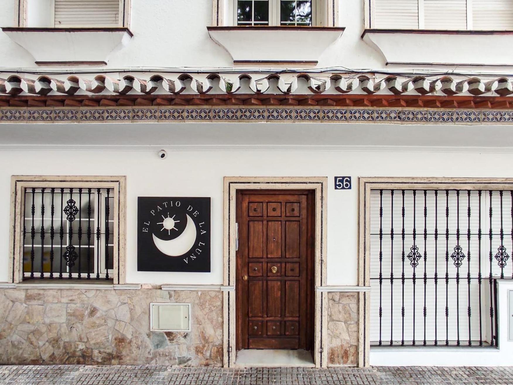 El Patio De La Luna Freshapartments Malaga Luaran gambar